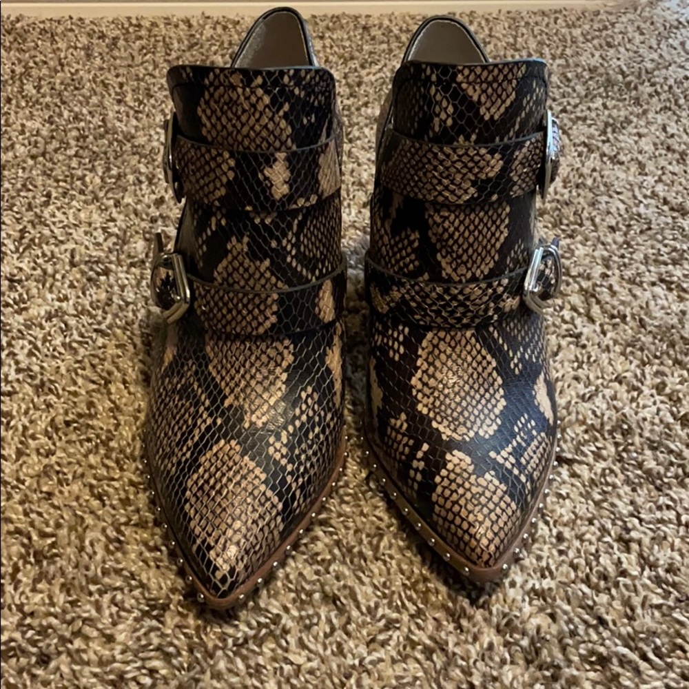 Gianni Bini Snakeskin Booties